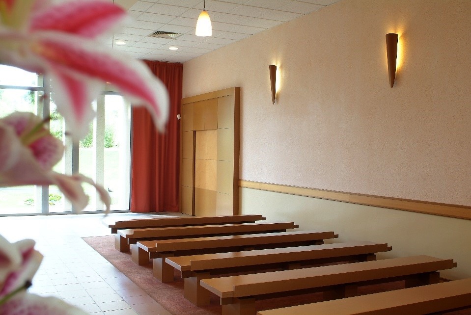 Crematorium du Val d'Oise - Salle de recueillement - La Societe des Crematoriums de France