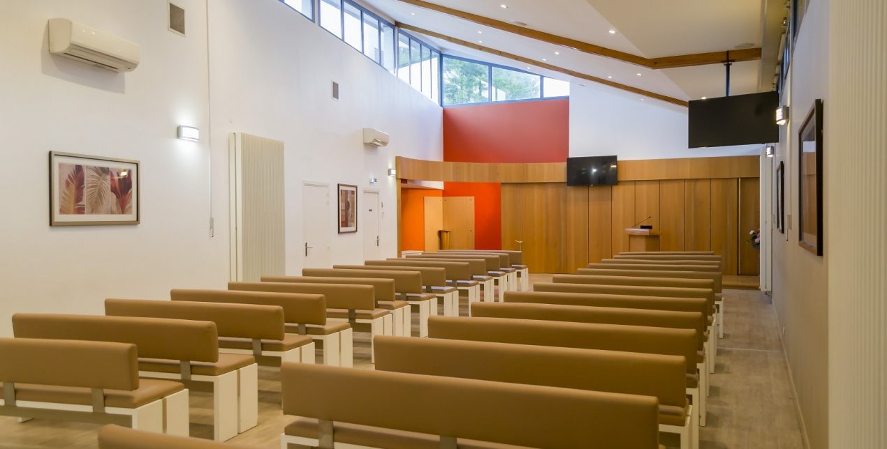 Salle de cérémonie Corneille - Crématorium de Rouen Rive Droite - La Société des Crématoriums de France