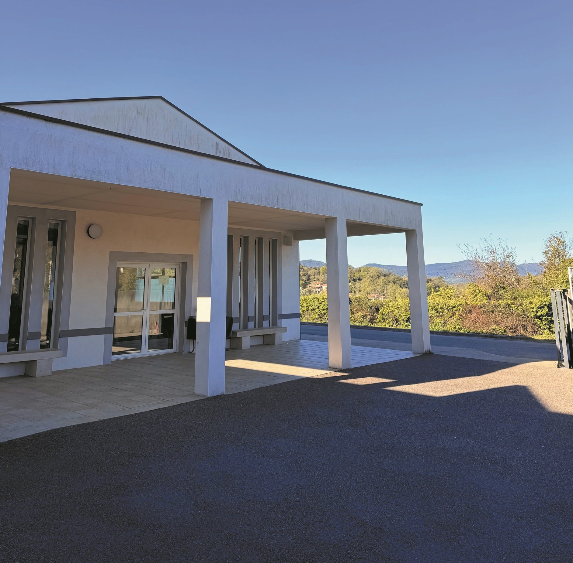 entree-crematorium-ales